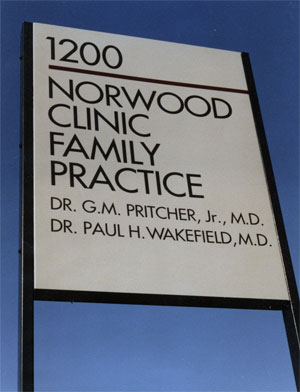 Norwood Doctors - Sign